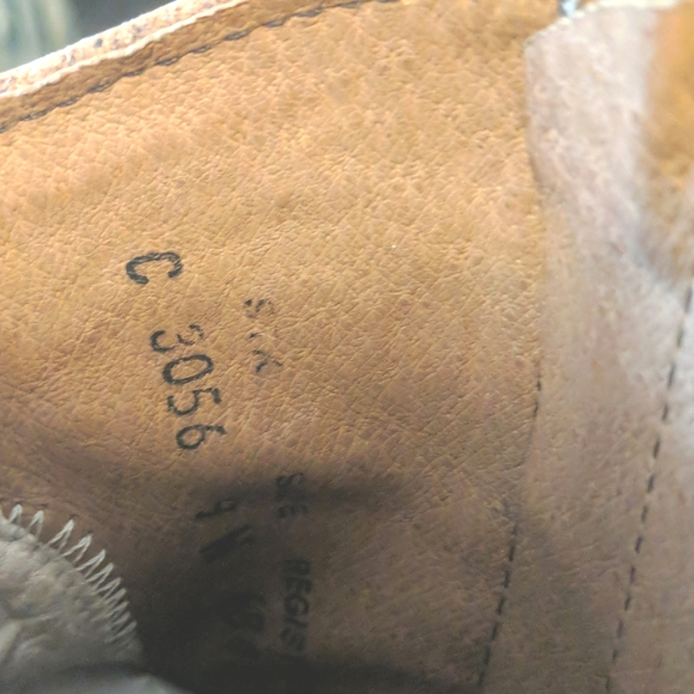 CORRAL C3056 handcrafted distressed tan embossed leather ankle boot/booties sz 9 - Picture 13 of 15